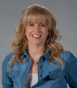 Heather Headshot